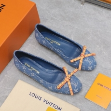 Louis Vuitton Flat Shoes